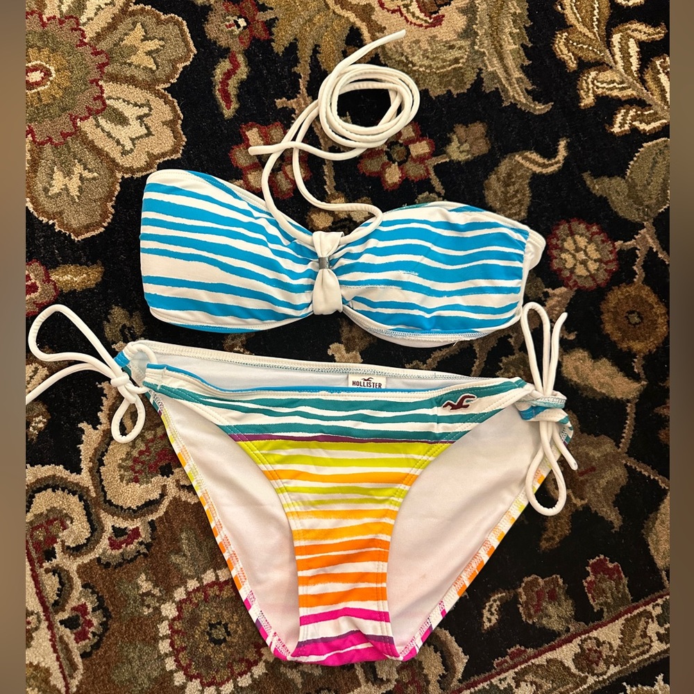 Hollister bikini set size Small